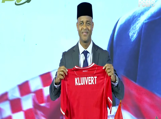 Filosofi Bermain Patrick Kluivert